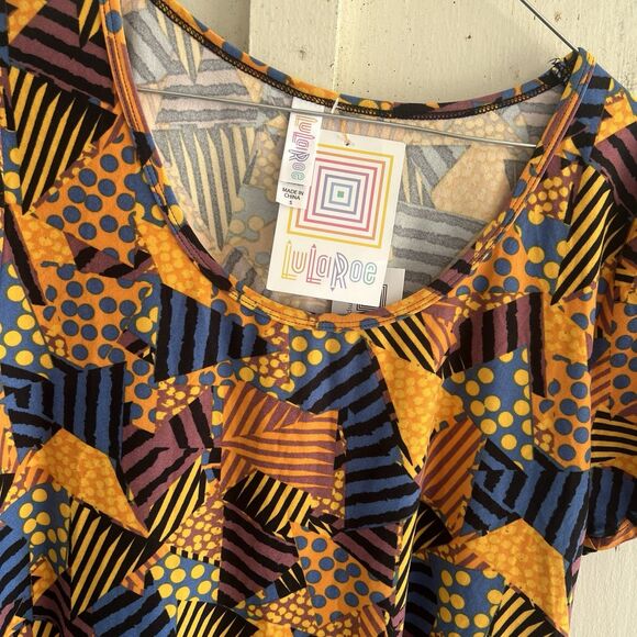 LuLaRoe Womens  Classic Tee Shirt Top Tunic Buttery Soft Fabric Small - Picture 3 of 4